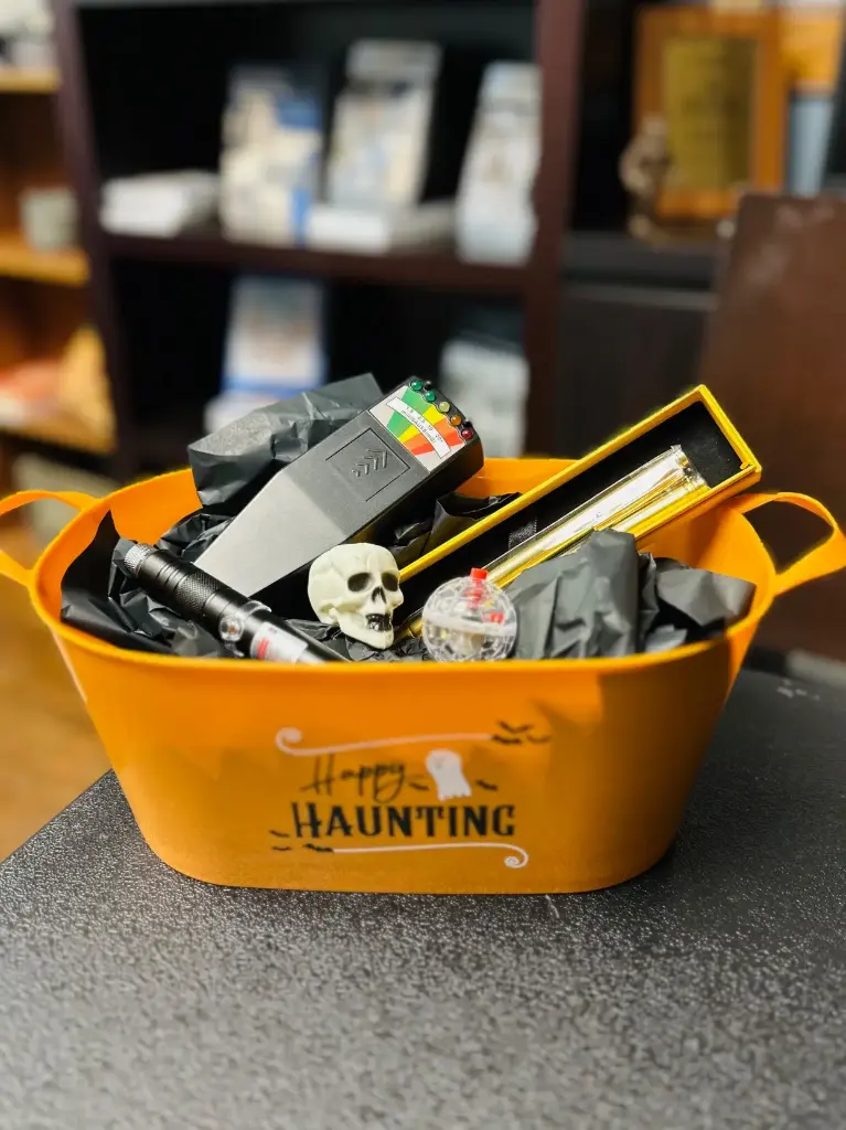 Basic Boo Basket